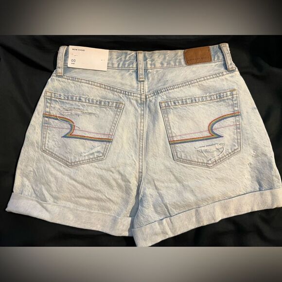 AMERICAN EAGLE DISTRESSED MOM SHORTS SIZE 0- NWT - Picture 3 of 9